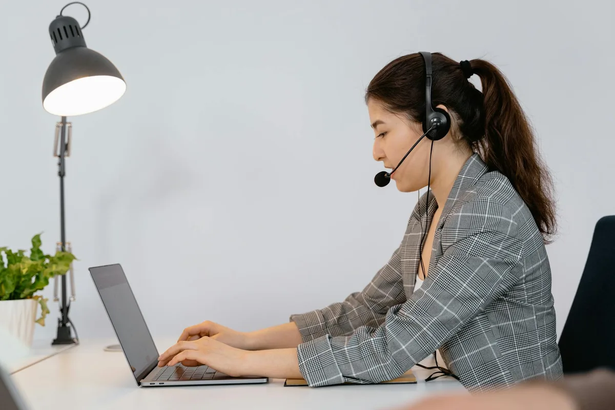 Filipino virtual assistant working remotely from a home office in the Philippines